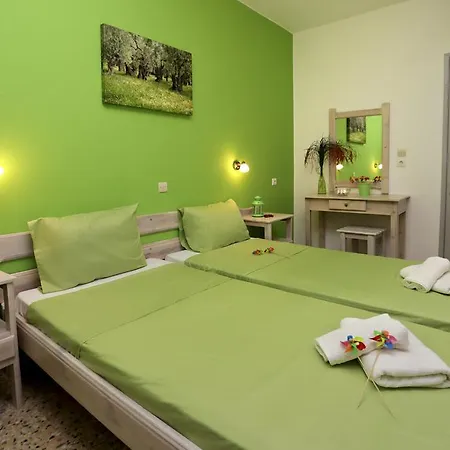 Ermioni Apartament *